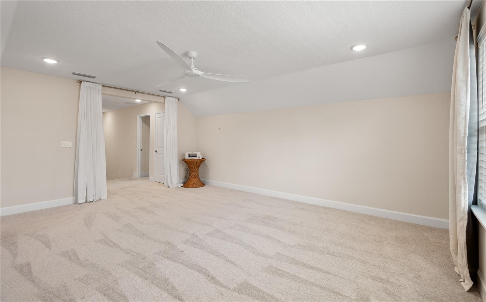 44 MOANA CT S