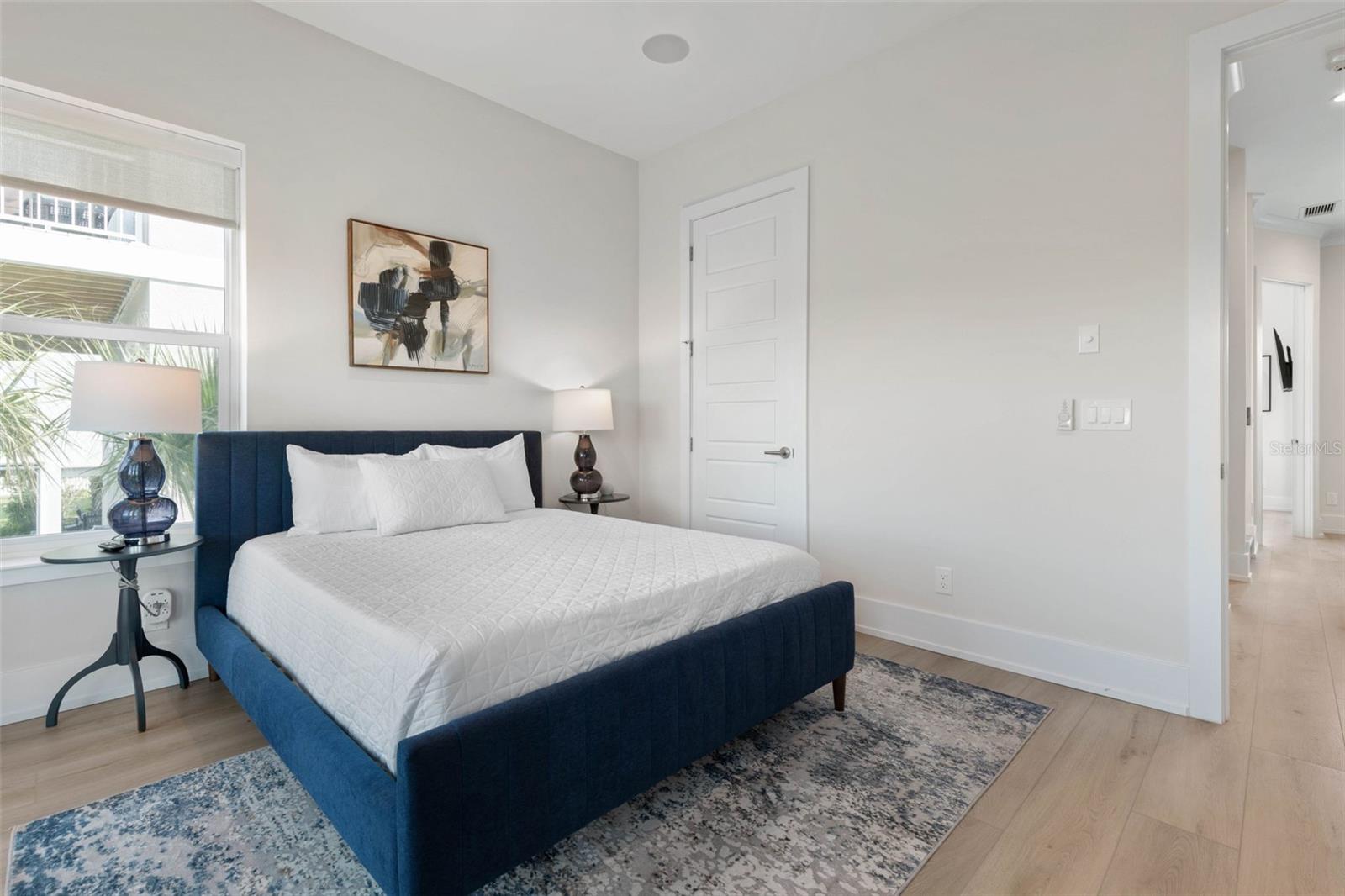 3538 N OCEAN SHORE BLVD