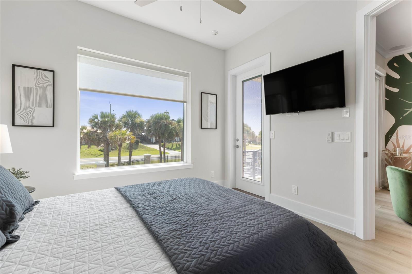 3538 N OCEAN SHORE BLVD