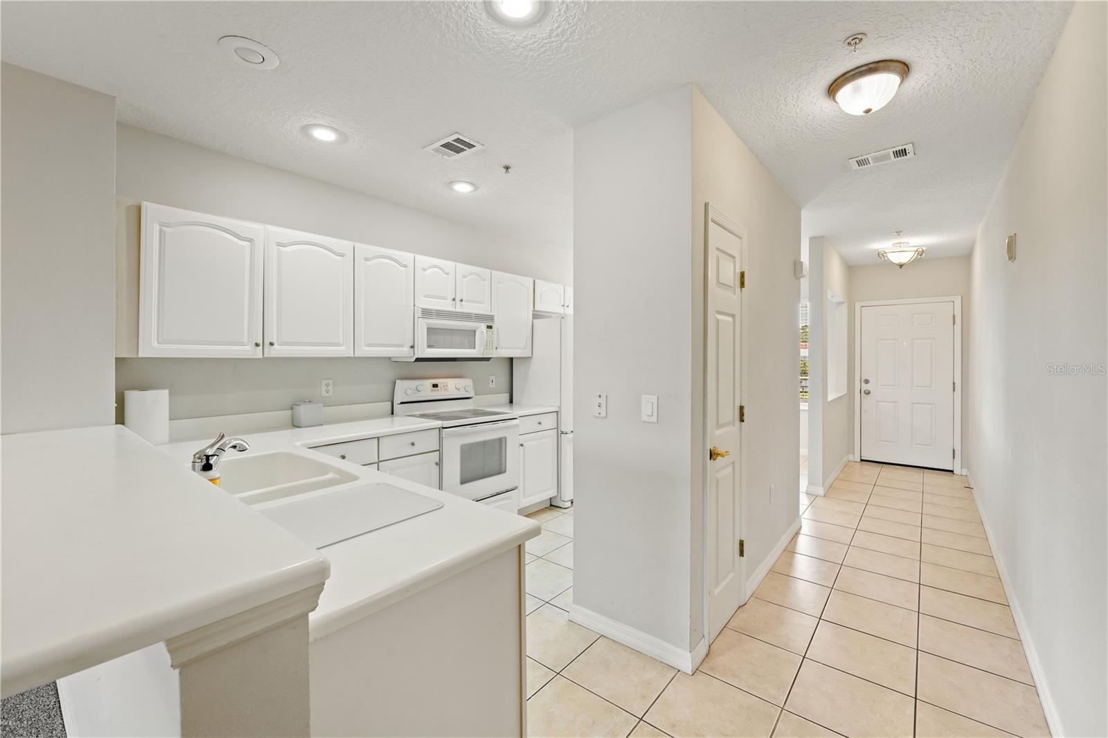 600 CANOPY WALK LN #633