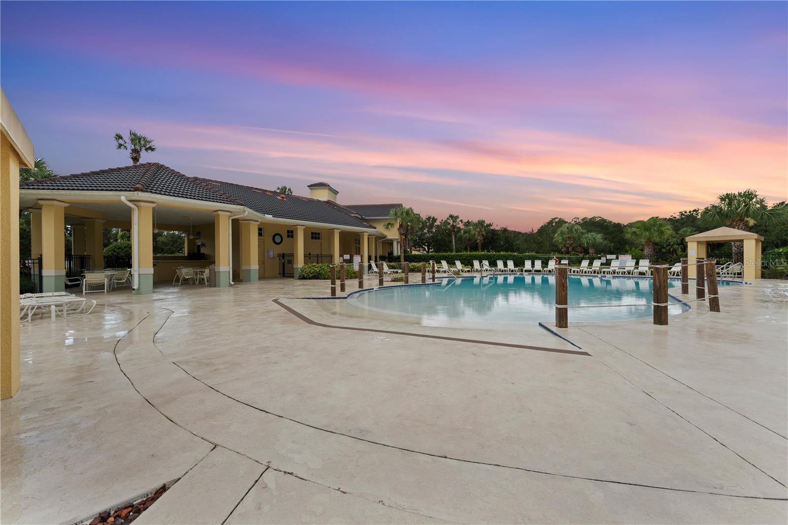 600 CANOPY WALK LN #633