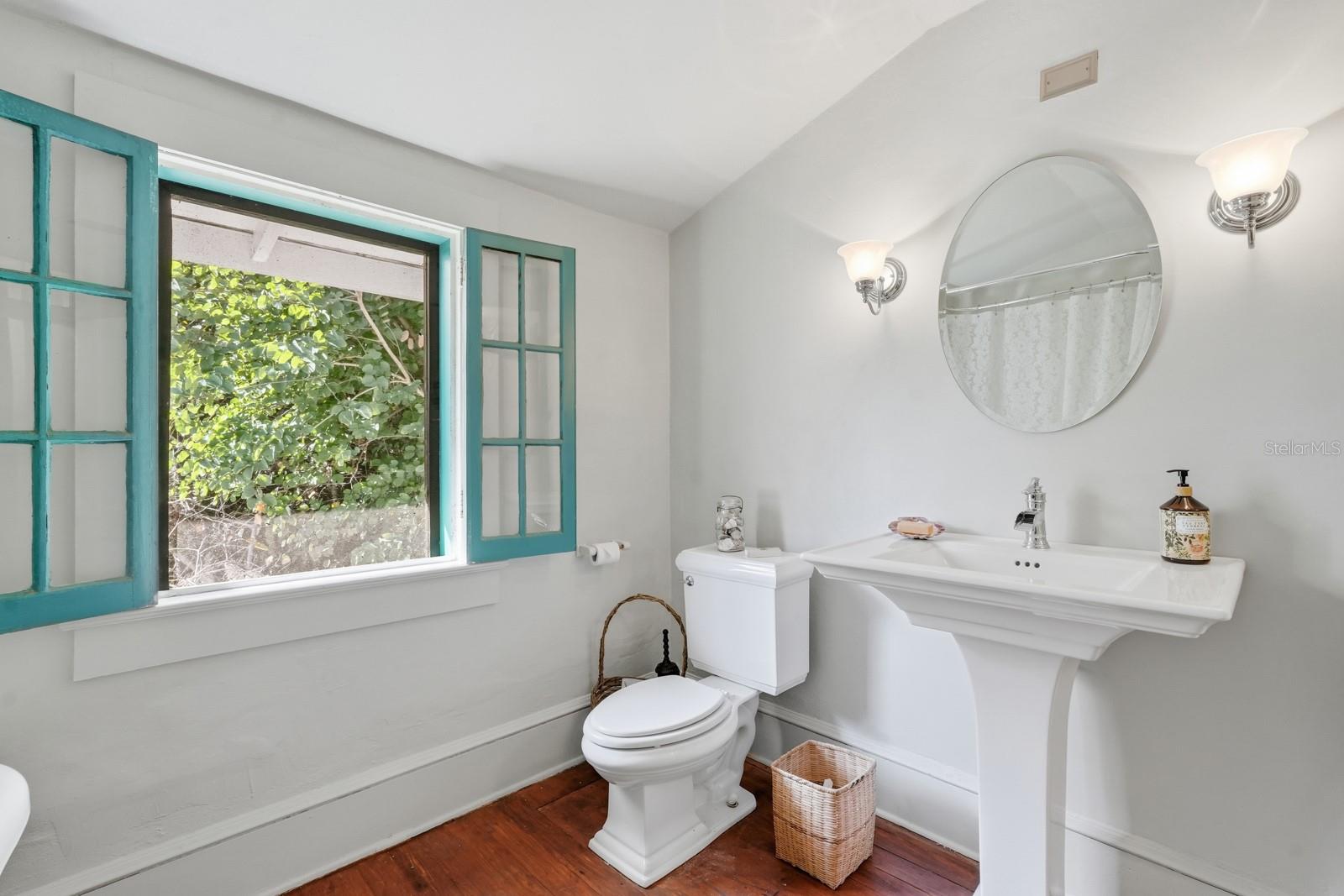 266 DRAYTON ISLAND RD