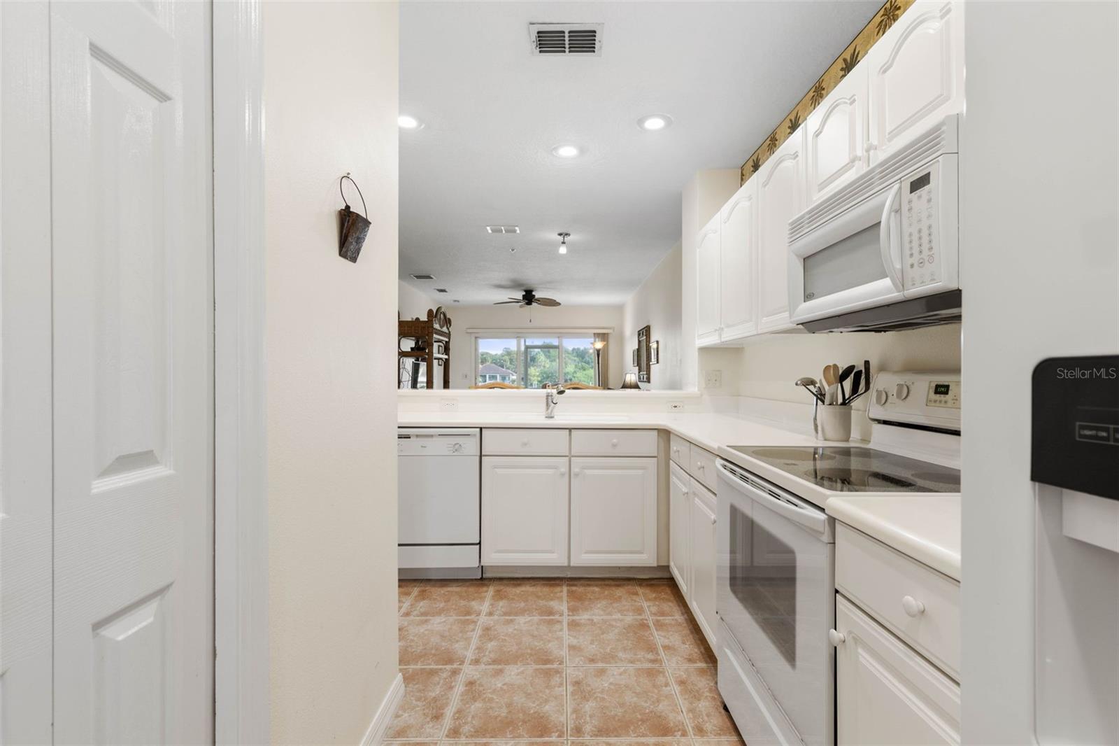 600 CANOPY WALK LN #613