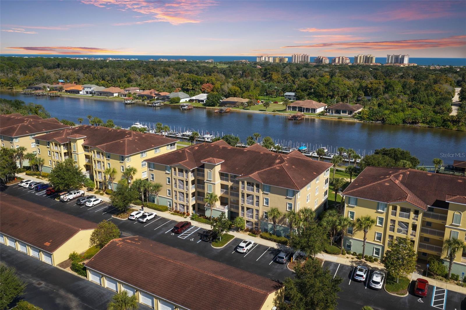 600 CANOPY WALK LN #613