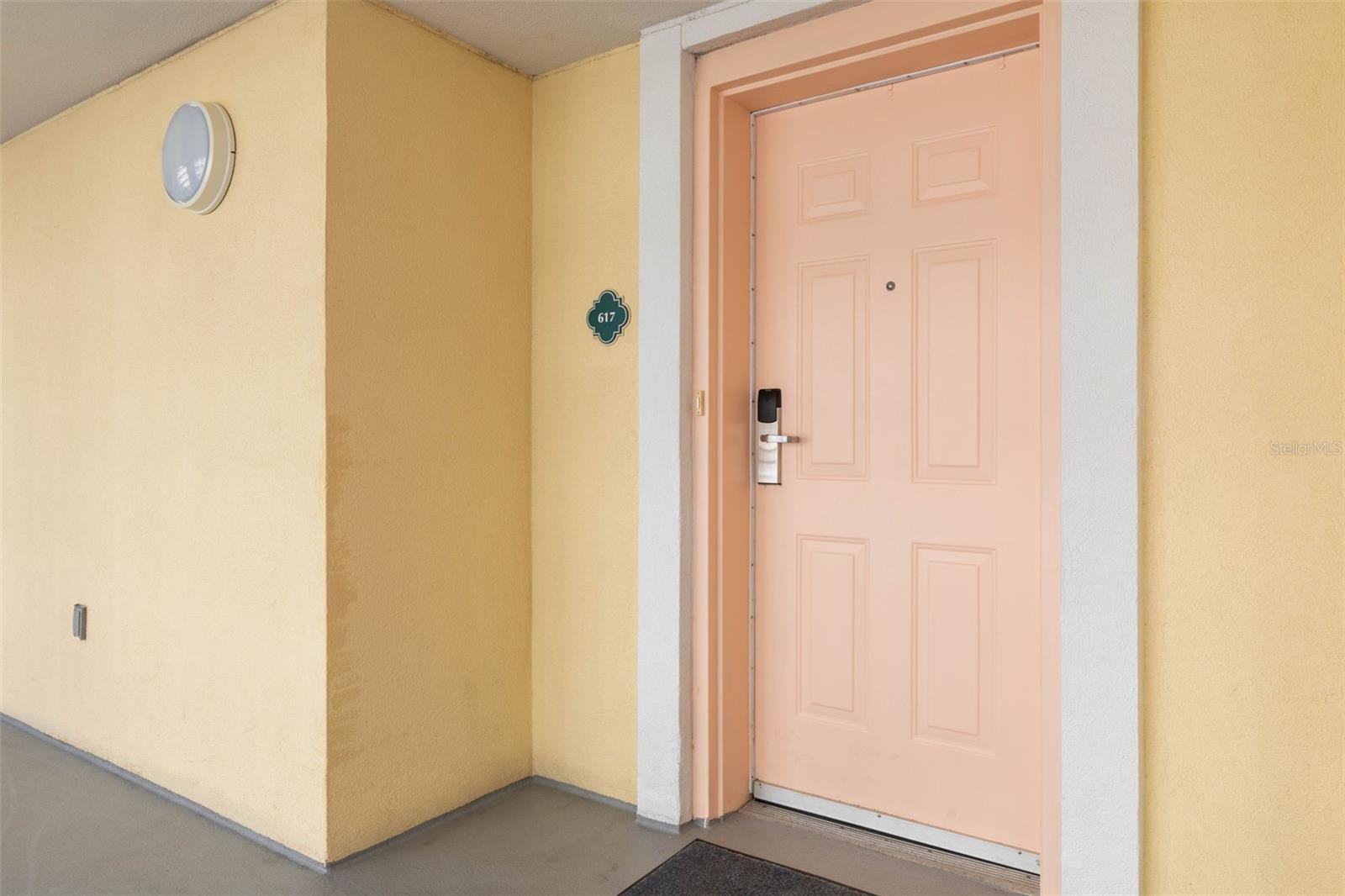 200 OCEAN CREST DR #617