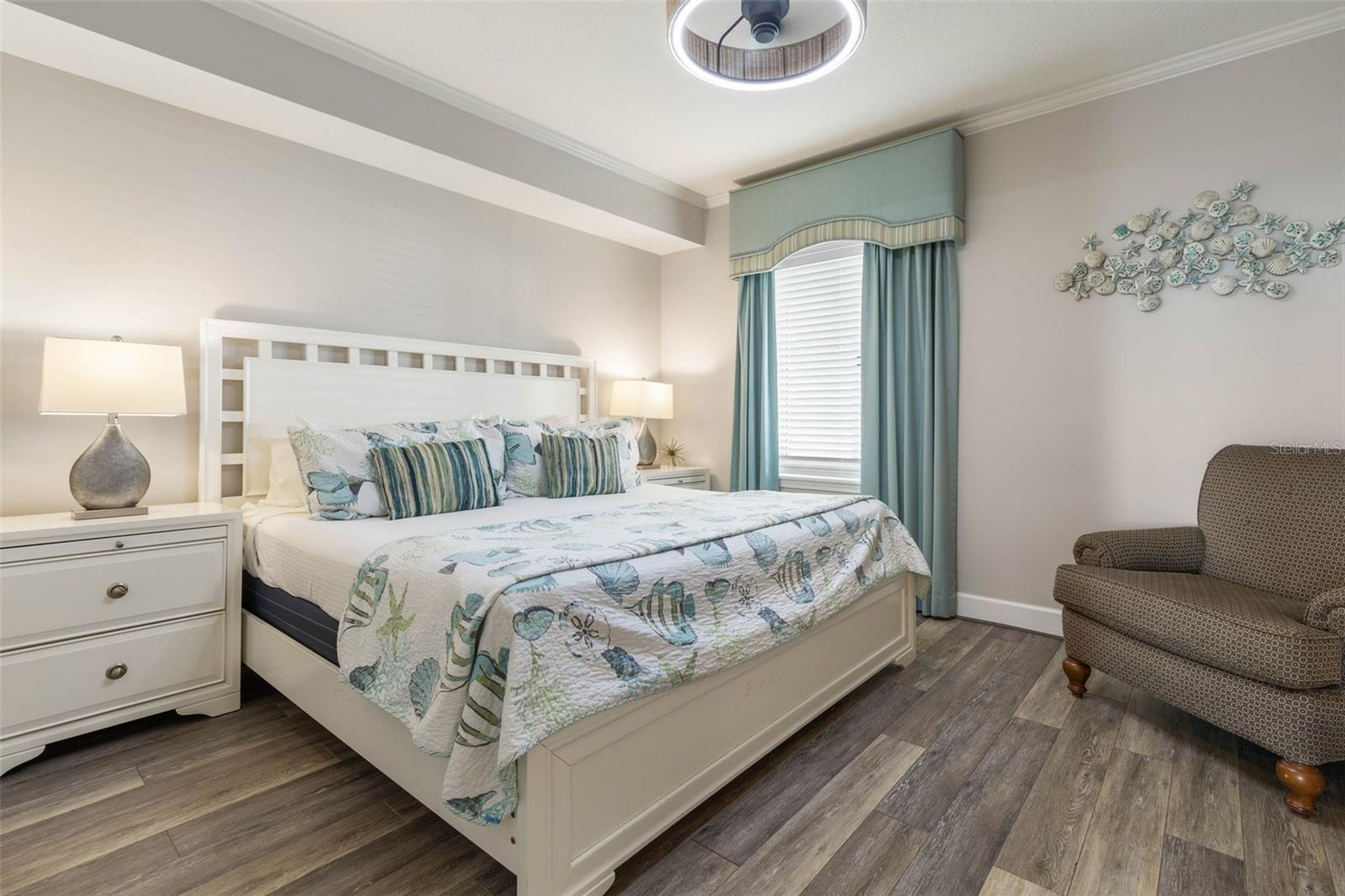 200 OCEAN CREST DR #617