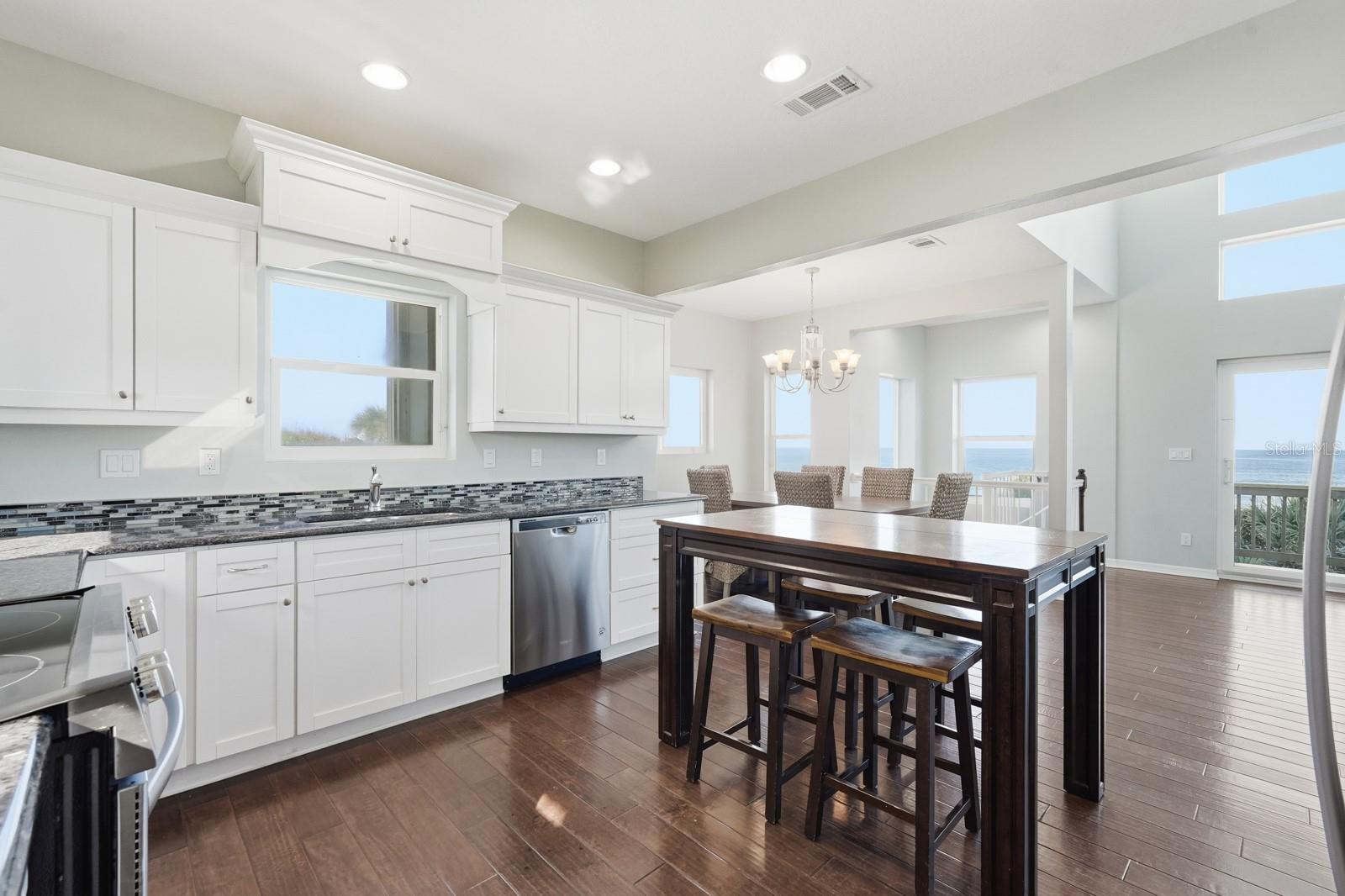 3431 N OCEAN SHORE BLVD