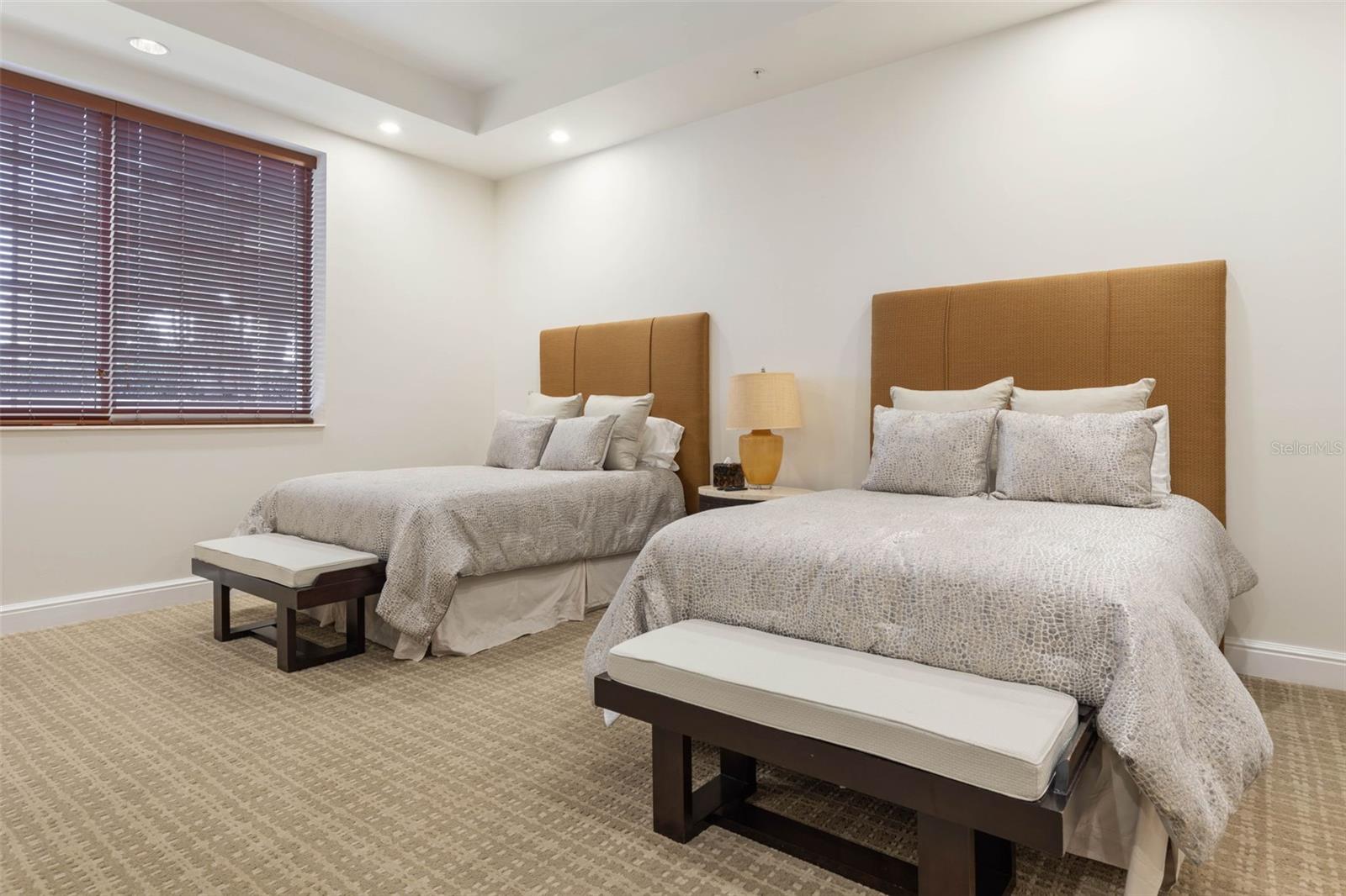 19 AVENUE DE LA MER #405