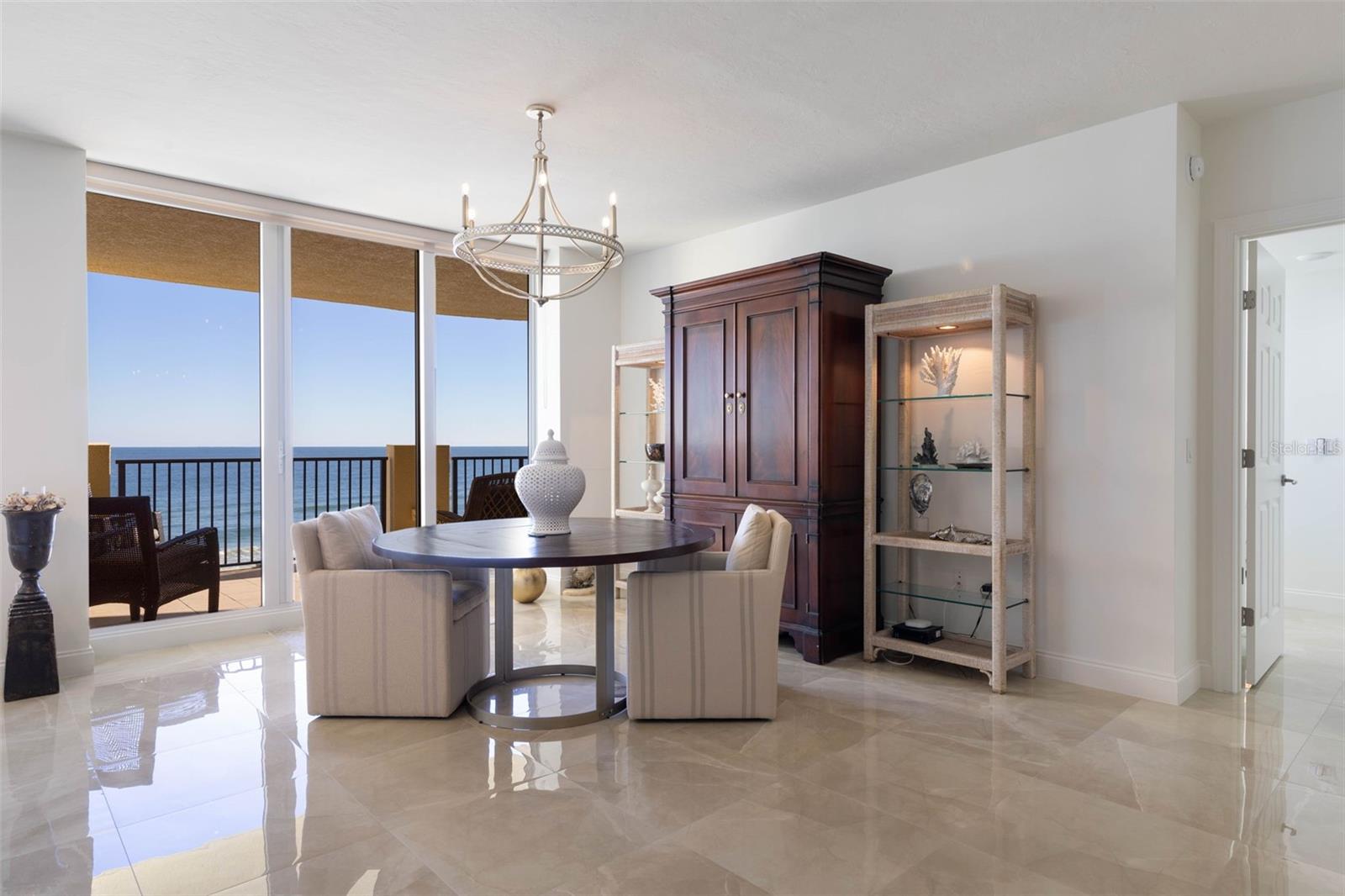 19 AVENUE DE LA MER #405