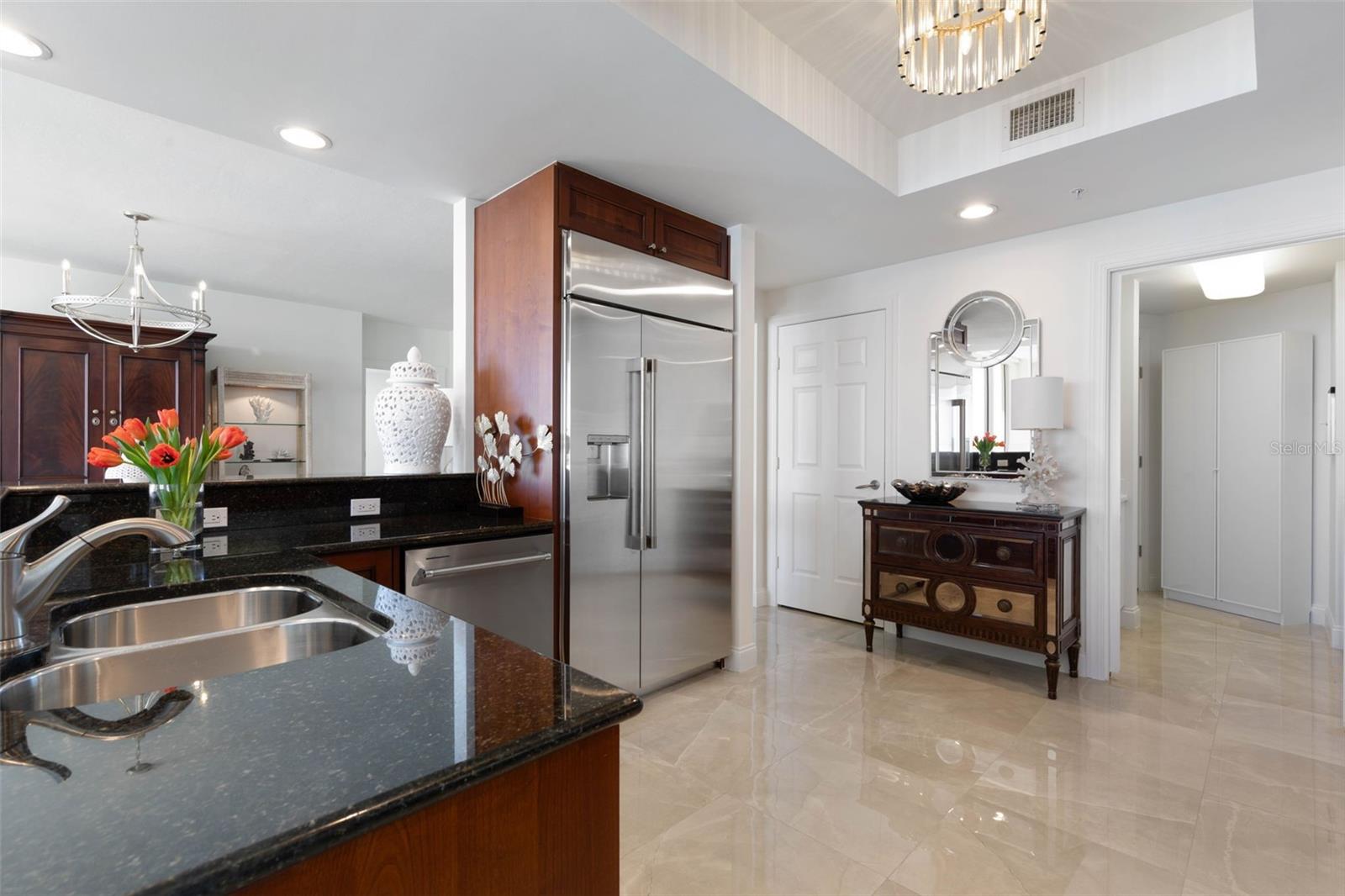 19 AVENUE DE LA MER #405