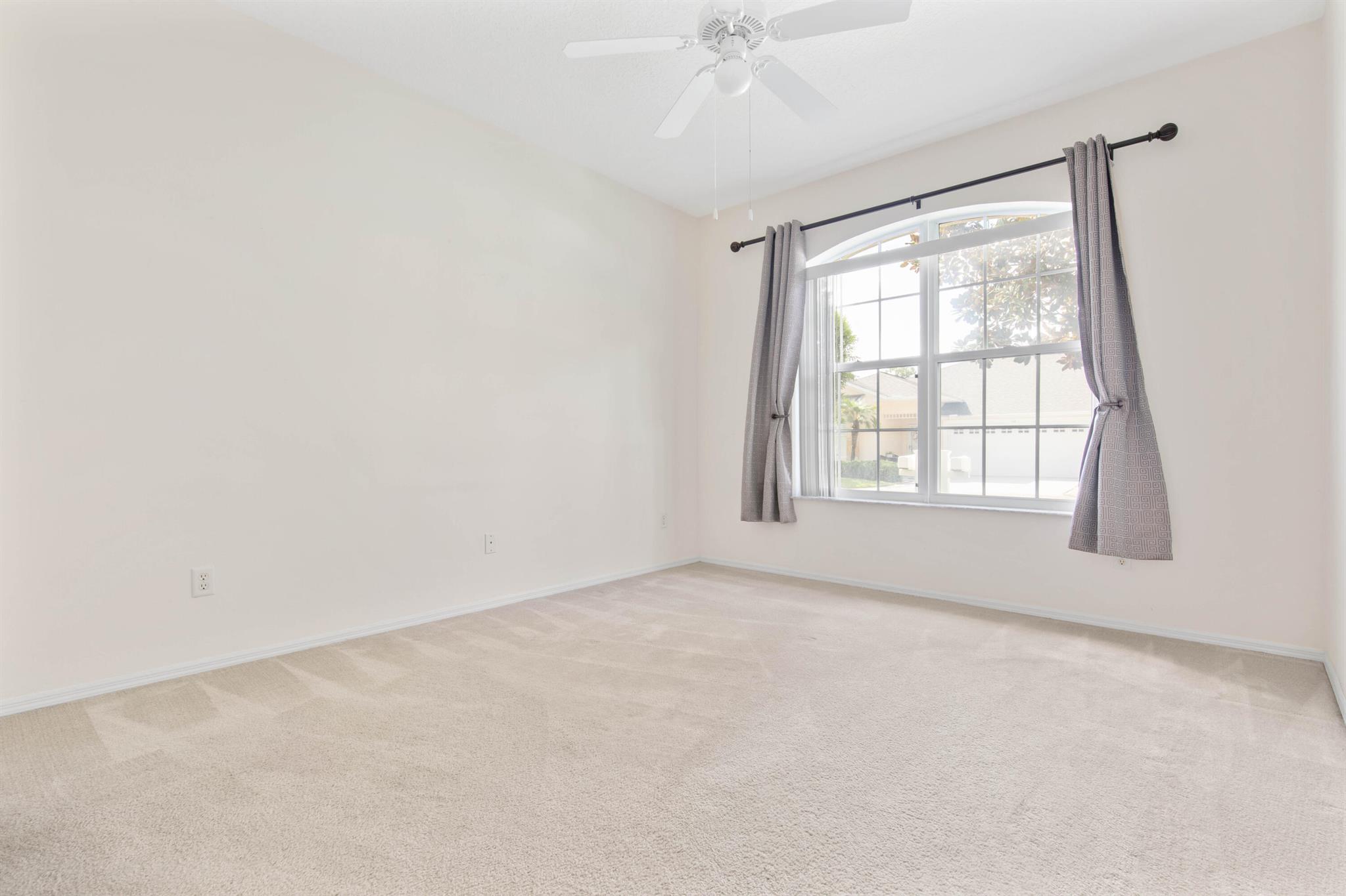 27 Veranda Way