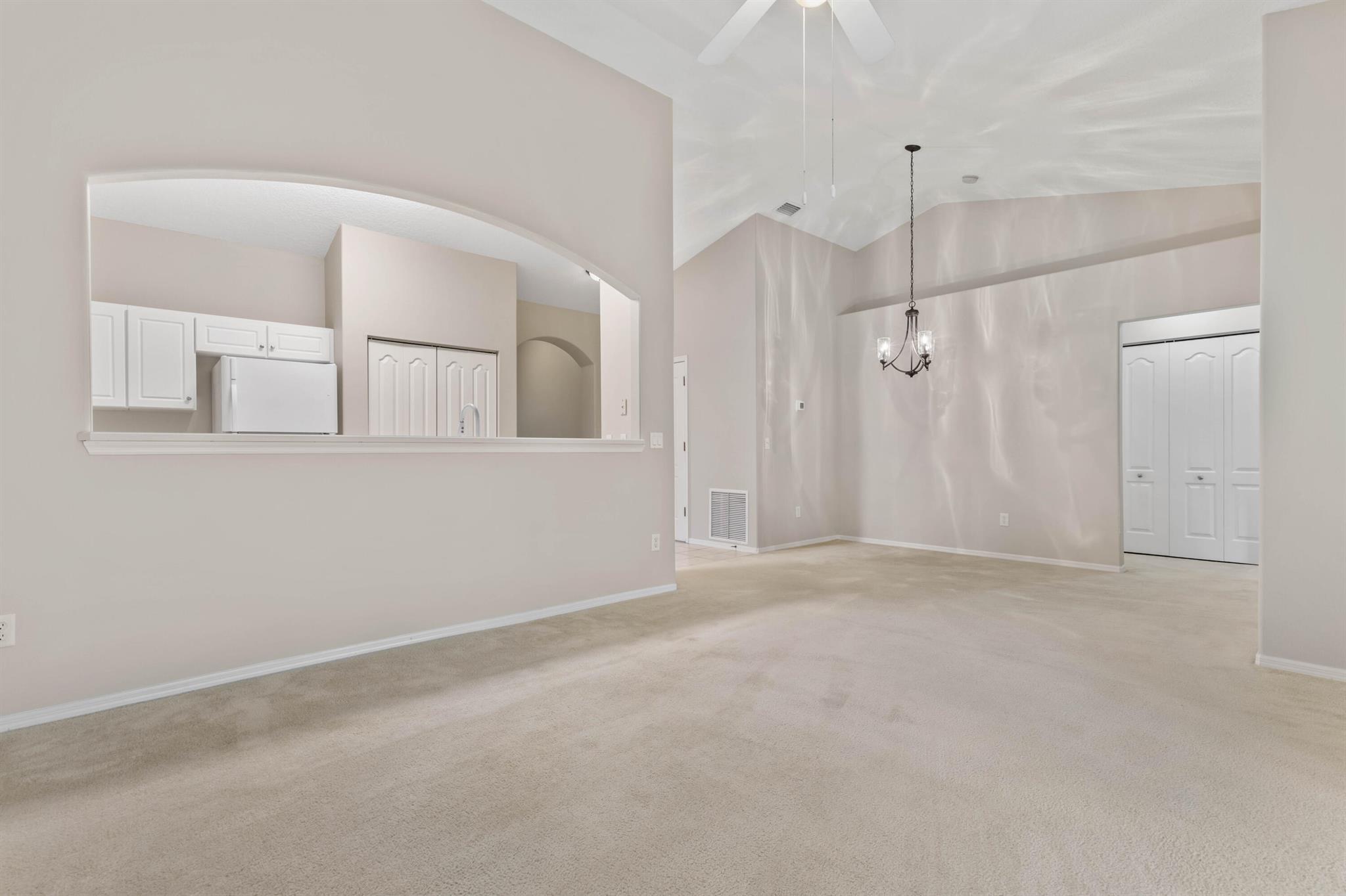 27 Veranda Way