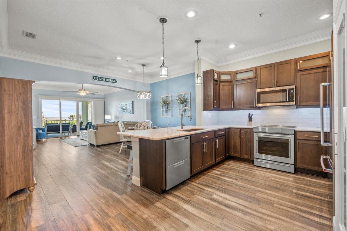 500 Cinnamon Beach Way 424