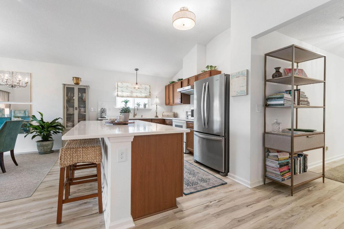 18 Las Casitas Boulevard