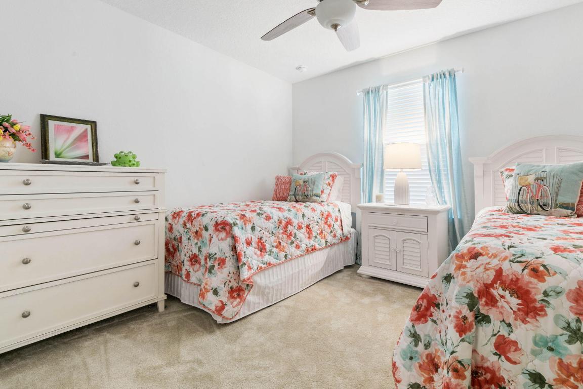 18 Las Casitas Boulevard