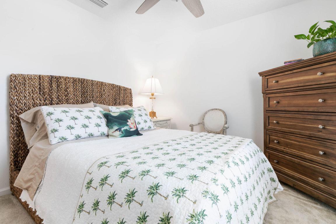 18 Las Casitas Boulevard