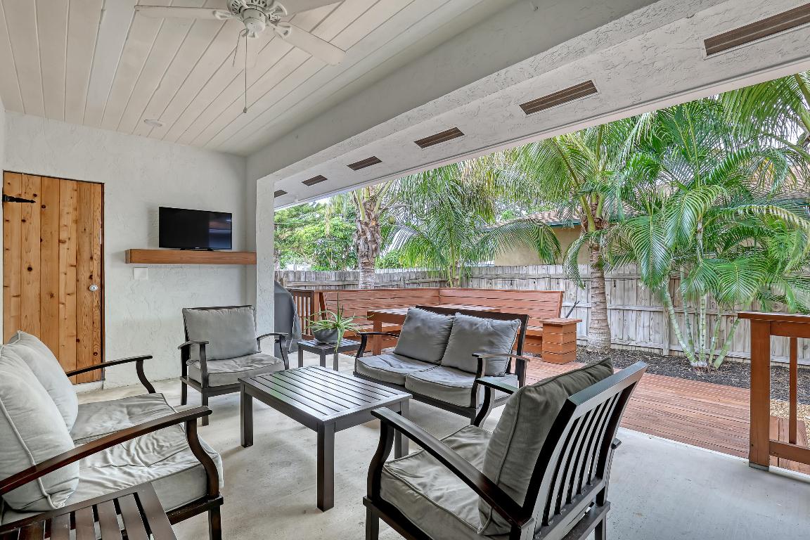 540 W Perry Street #1