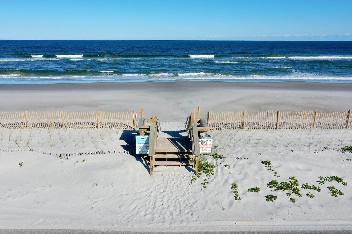 2035 S Flagler Avenue