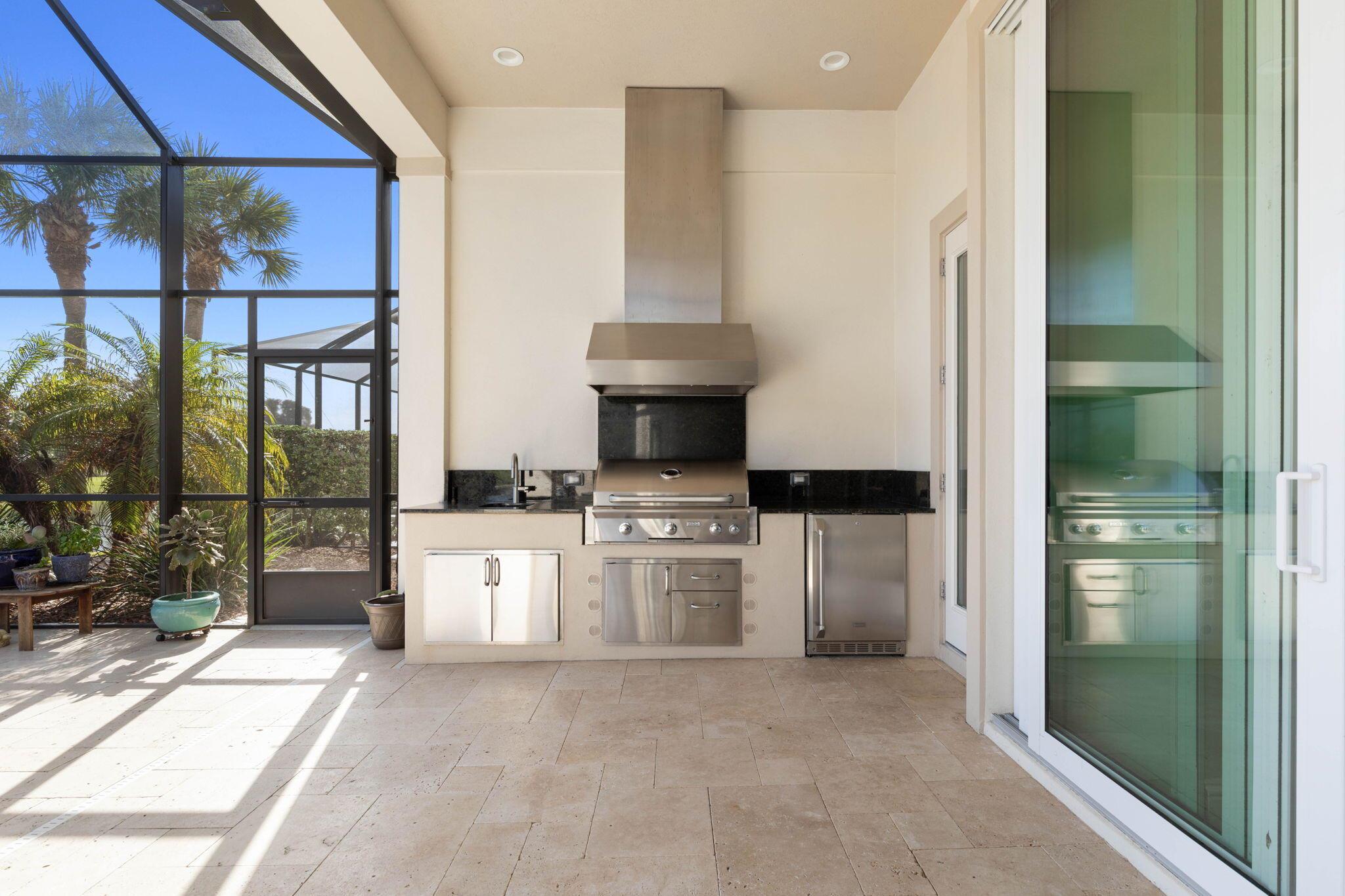 27 Cypresswood Drive S