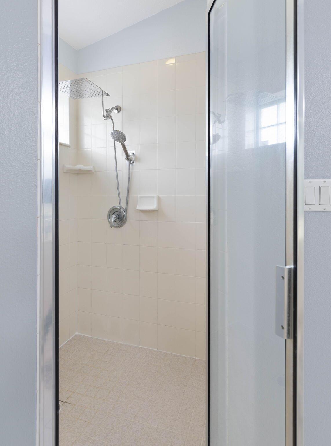 5 Point Pleasant Drive