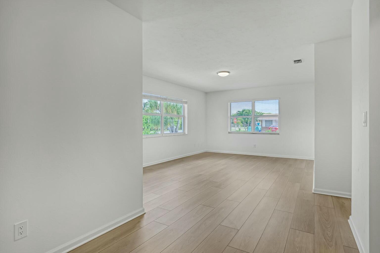 800 S Perry Street
