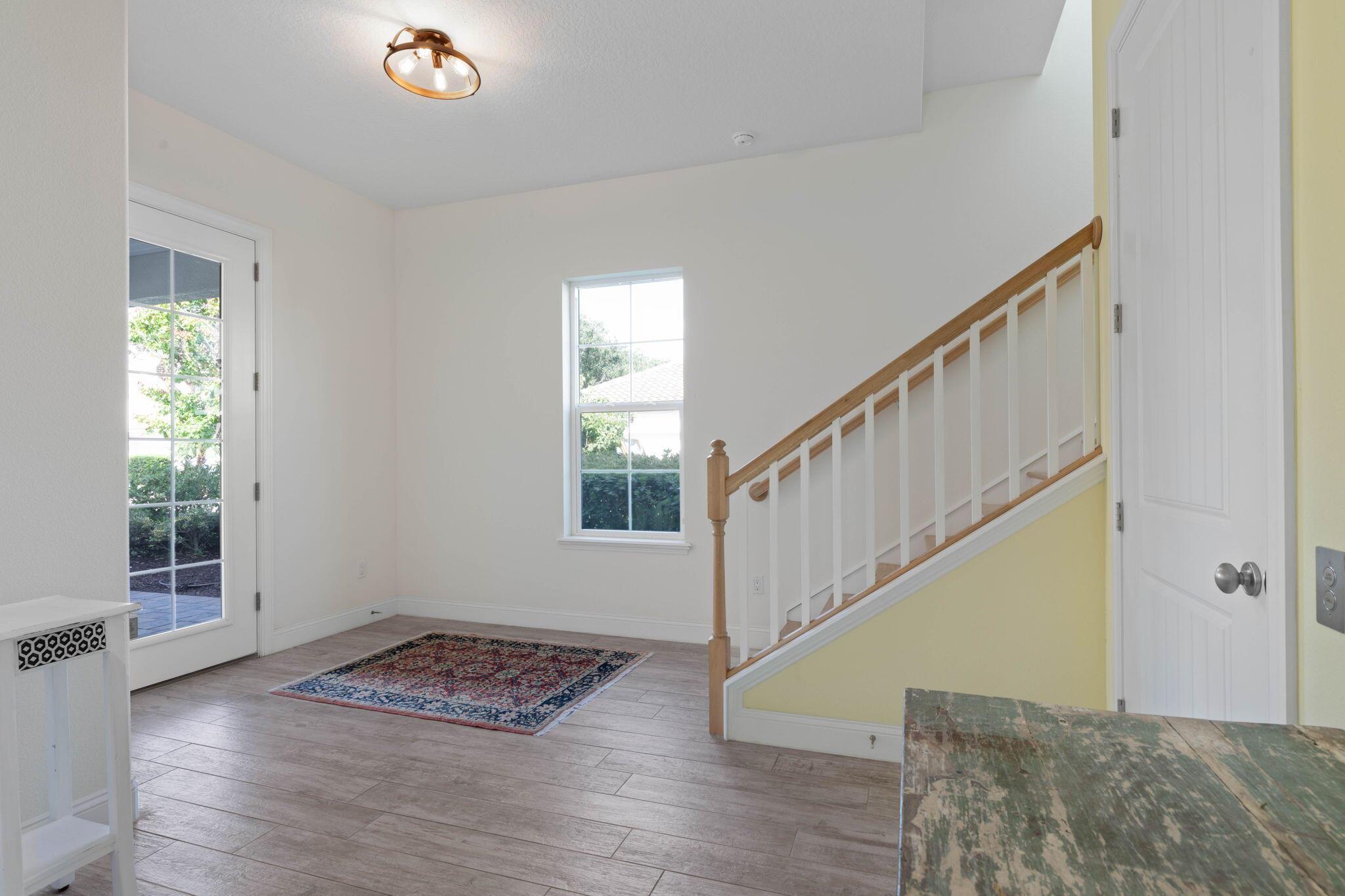 15 Cypresswood Drive N