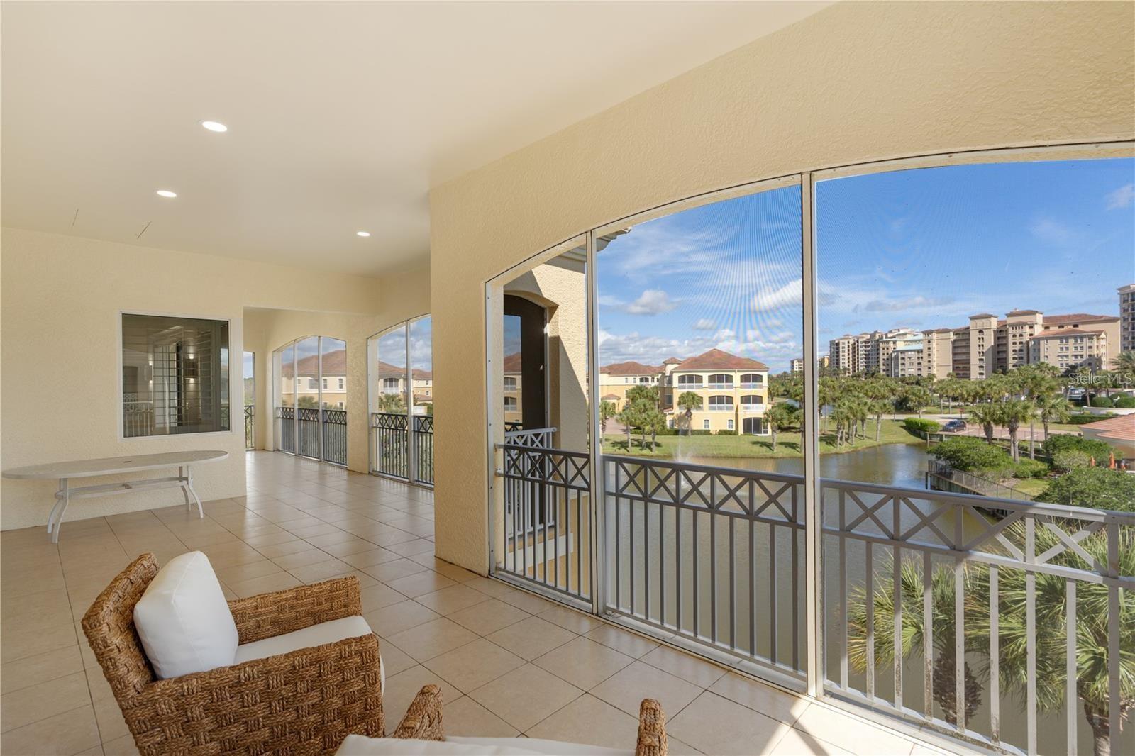 175 Avenue De La Mer 303