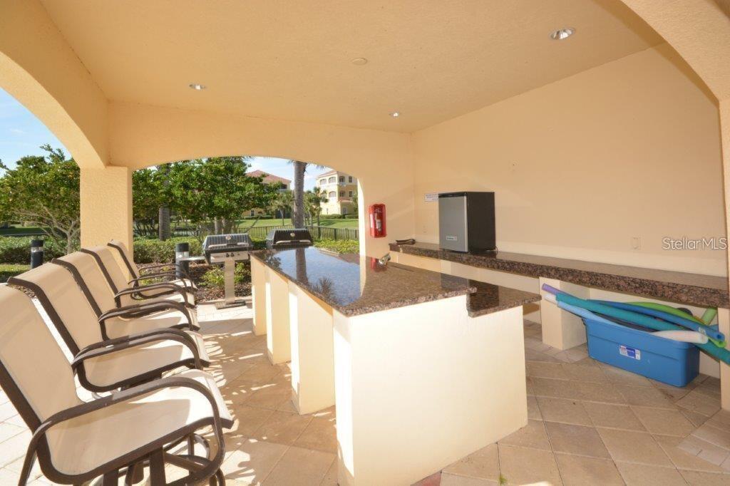 175 Avenue De La Mer 303