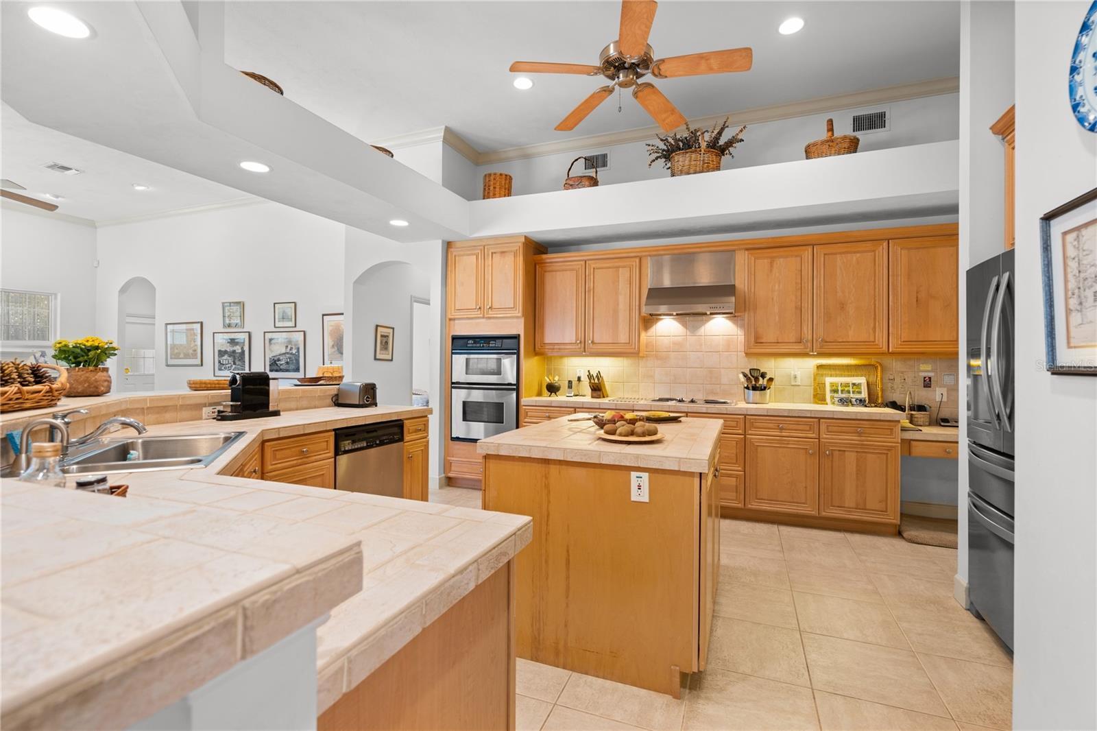 101 Island Estates Parkway