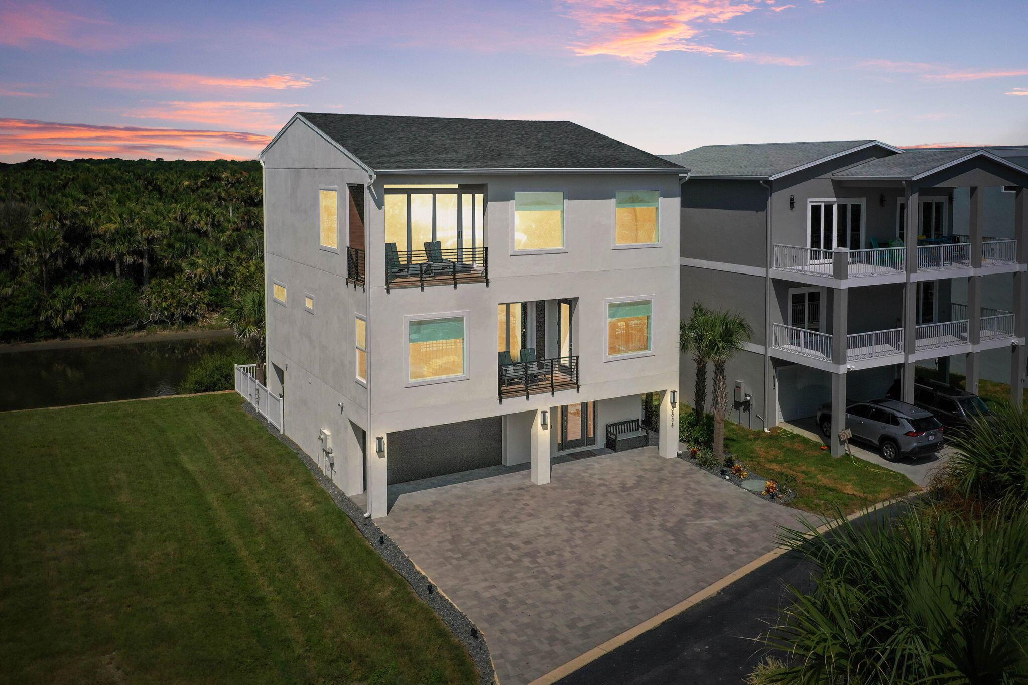 3538 N Ocean Shore Boulevard