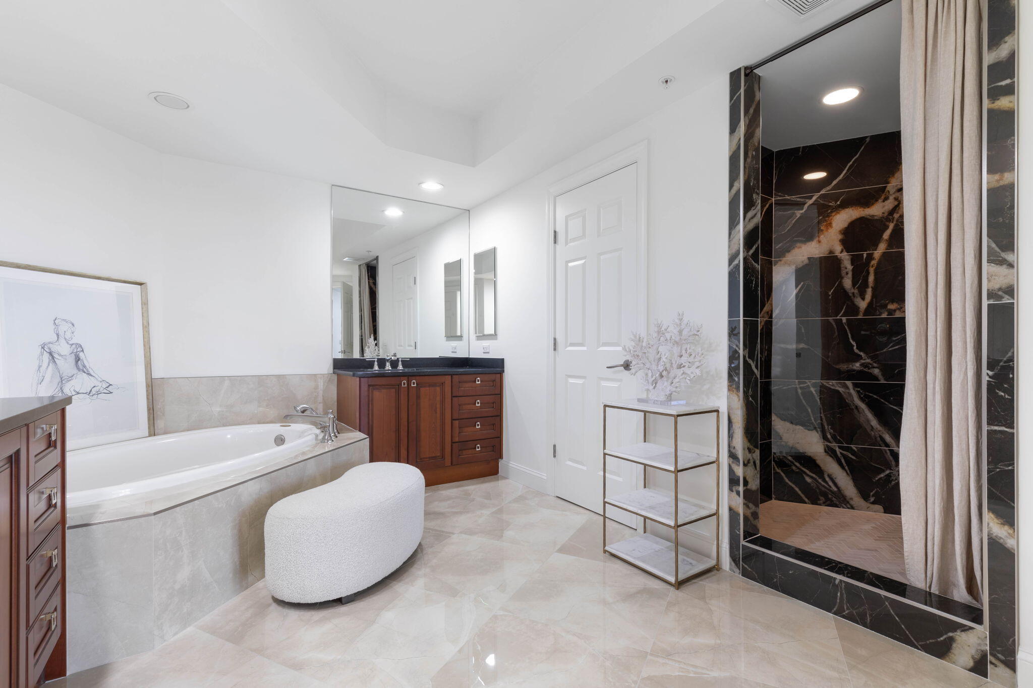 19 Avenue De La Mer 405