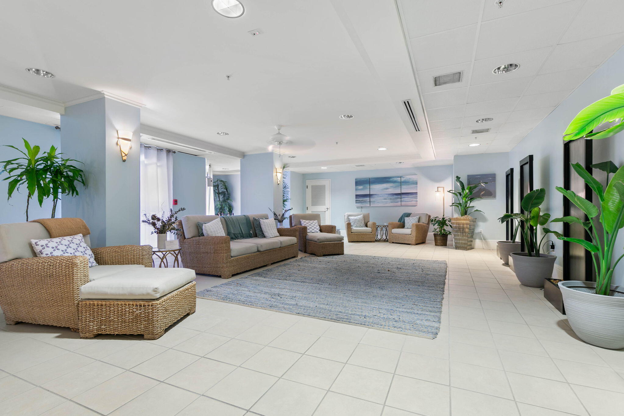 200 Ocean Crest Drive 617