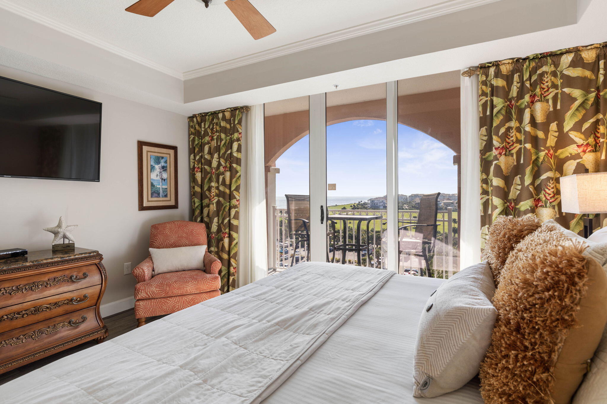 200 Ocean Crest Drive 617