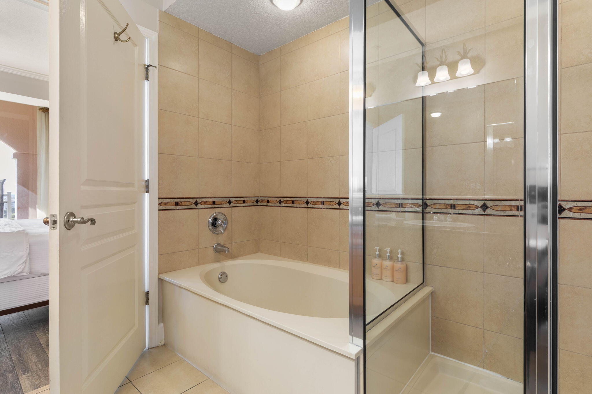 200 Ocean Crest Drive 617