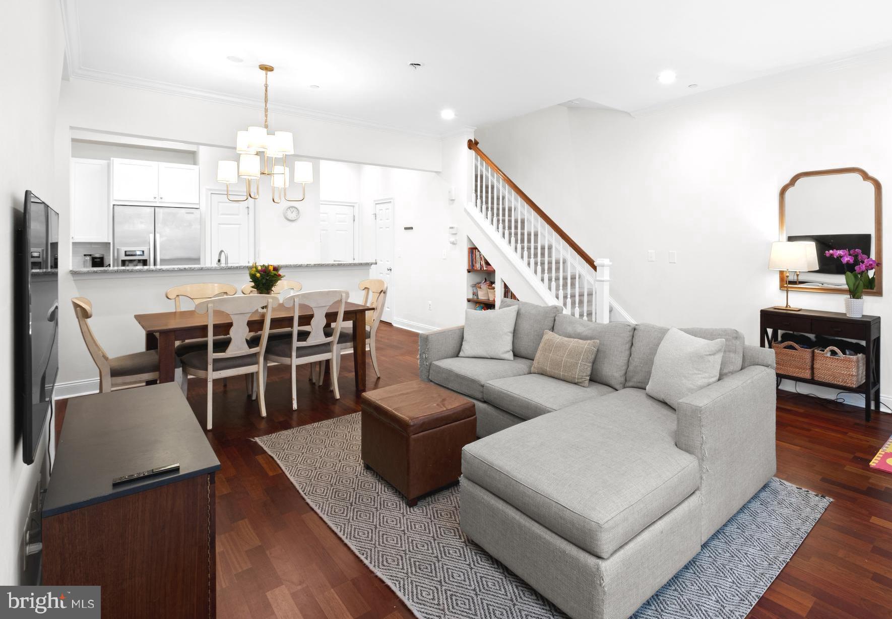 100 Governors Ct