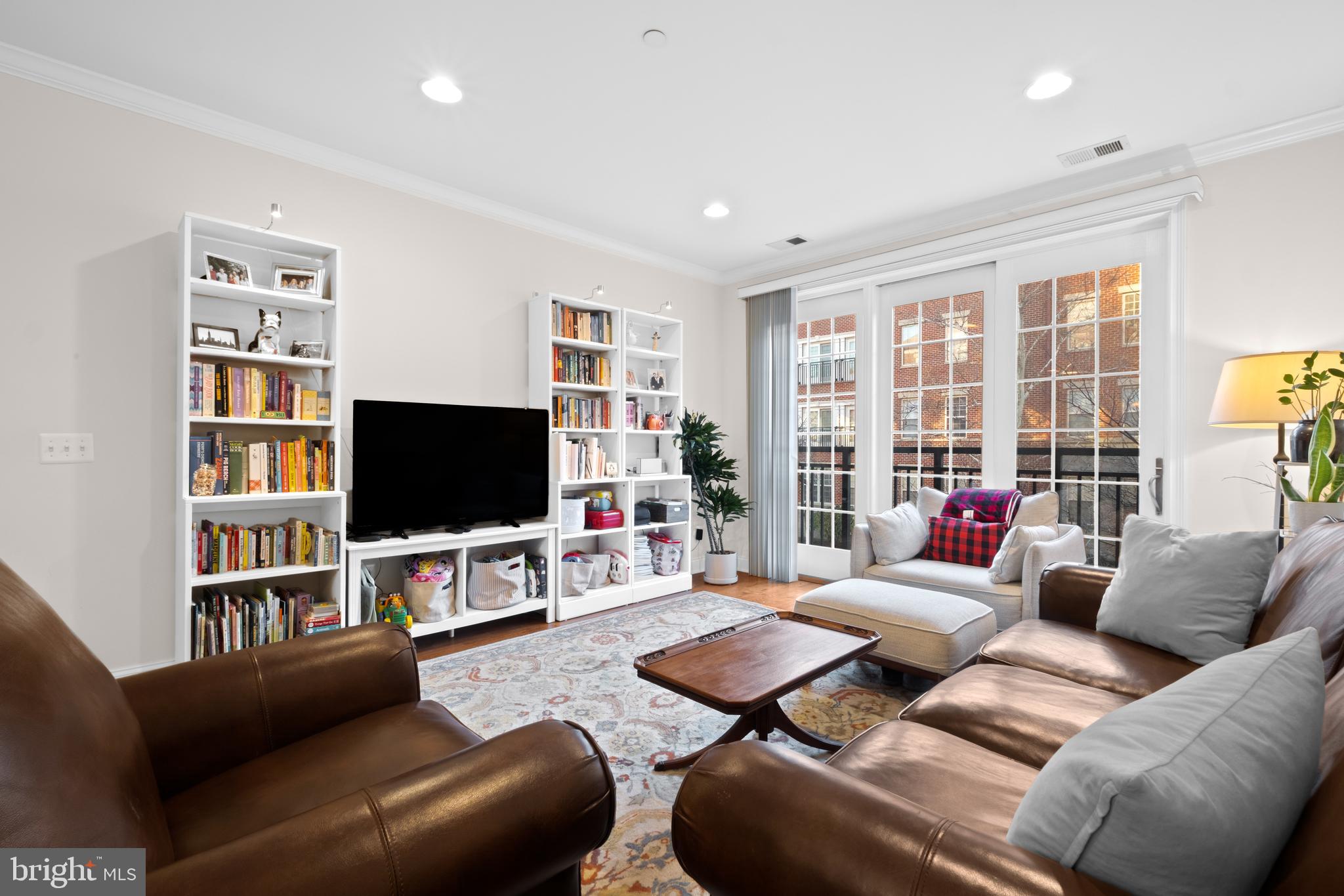 800 ADMIRALS WAY 1821