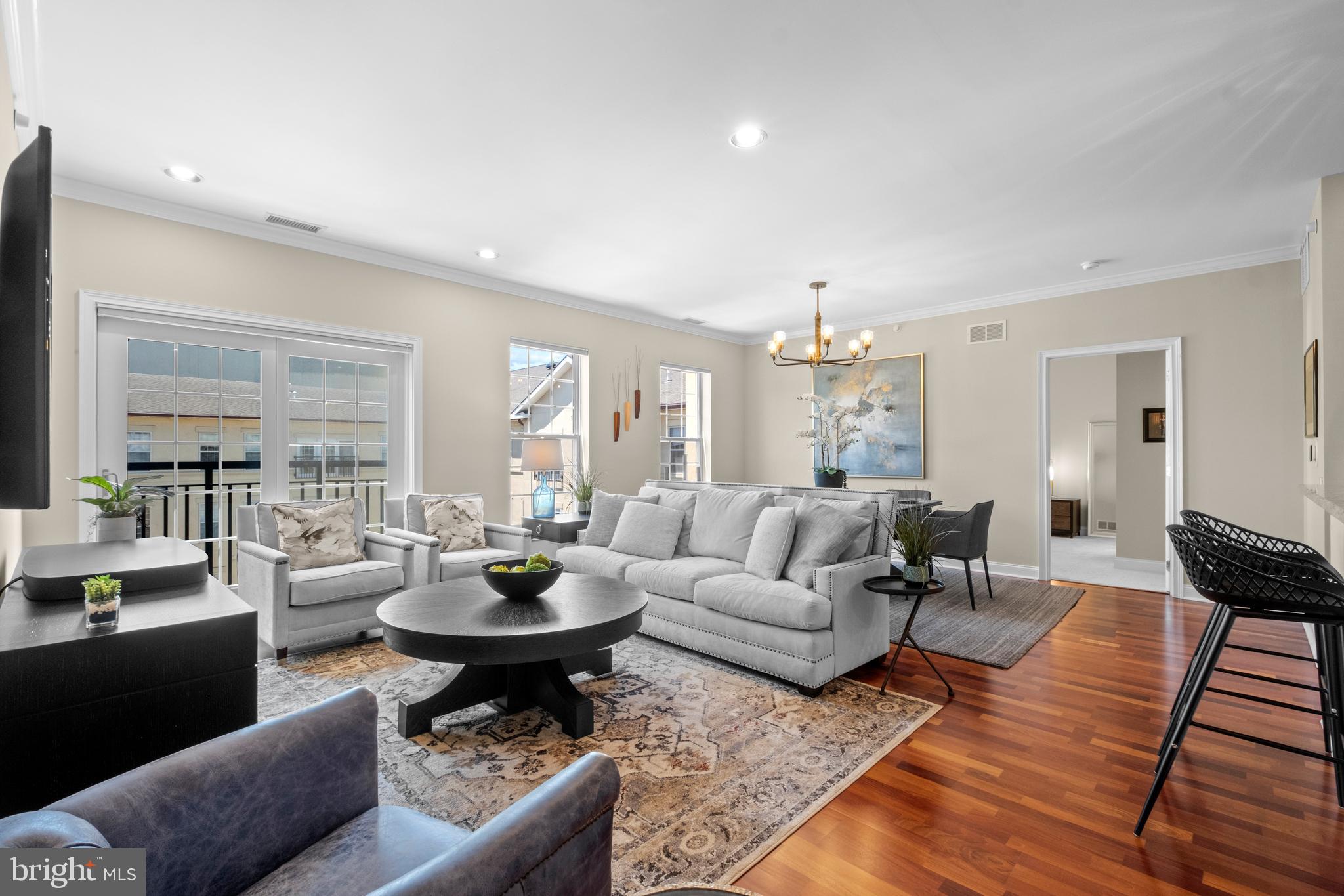 500 ADMIRALS WAY 402