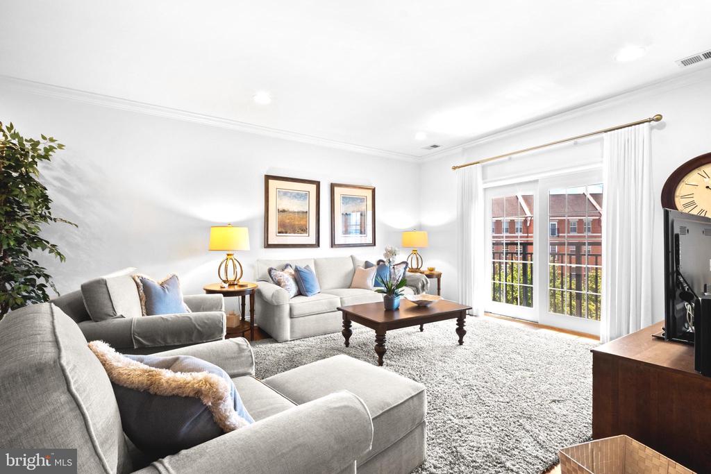 500 REGATTA DRIVE Unit: 2540