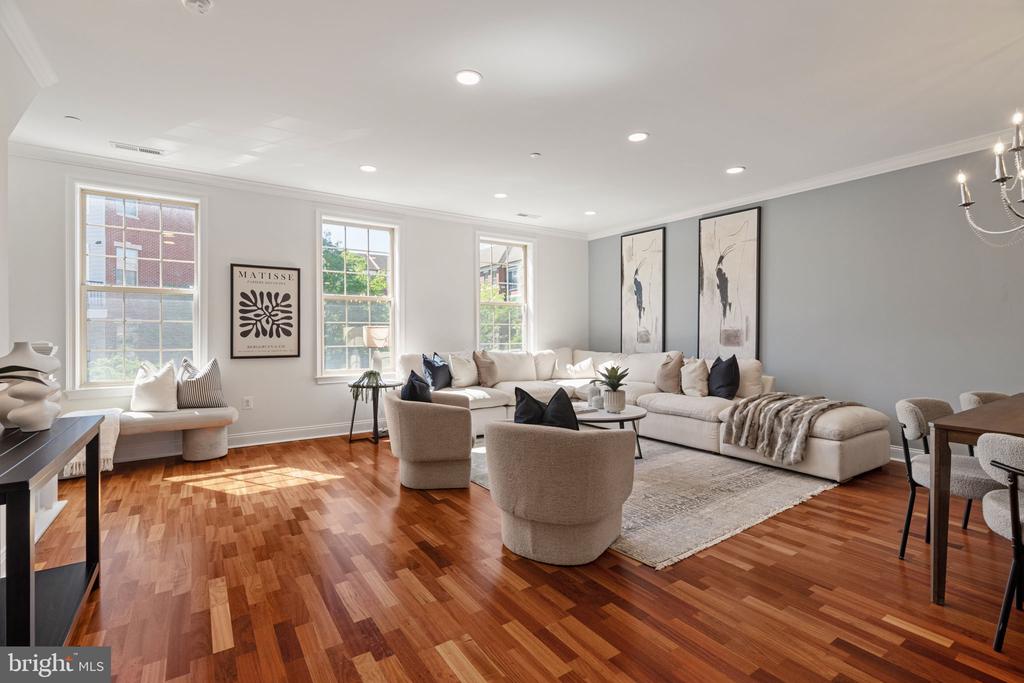 406 REGATTA DRIVE