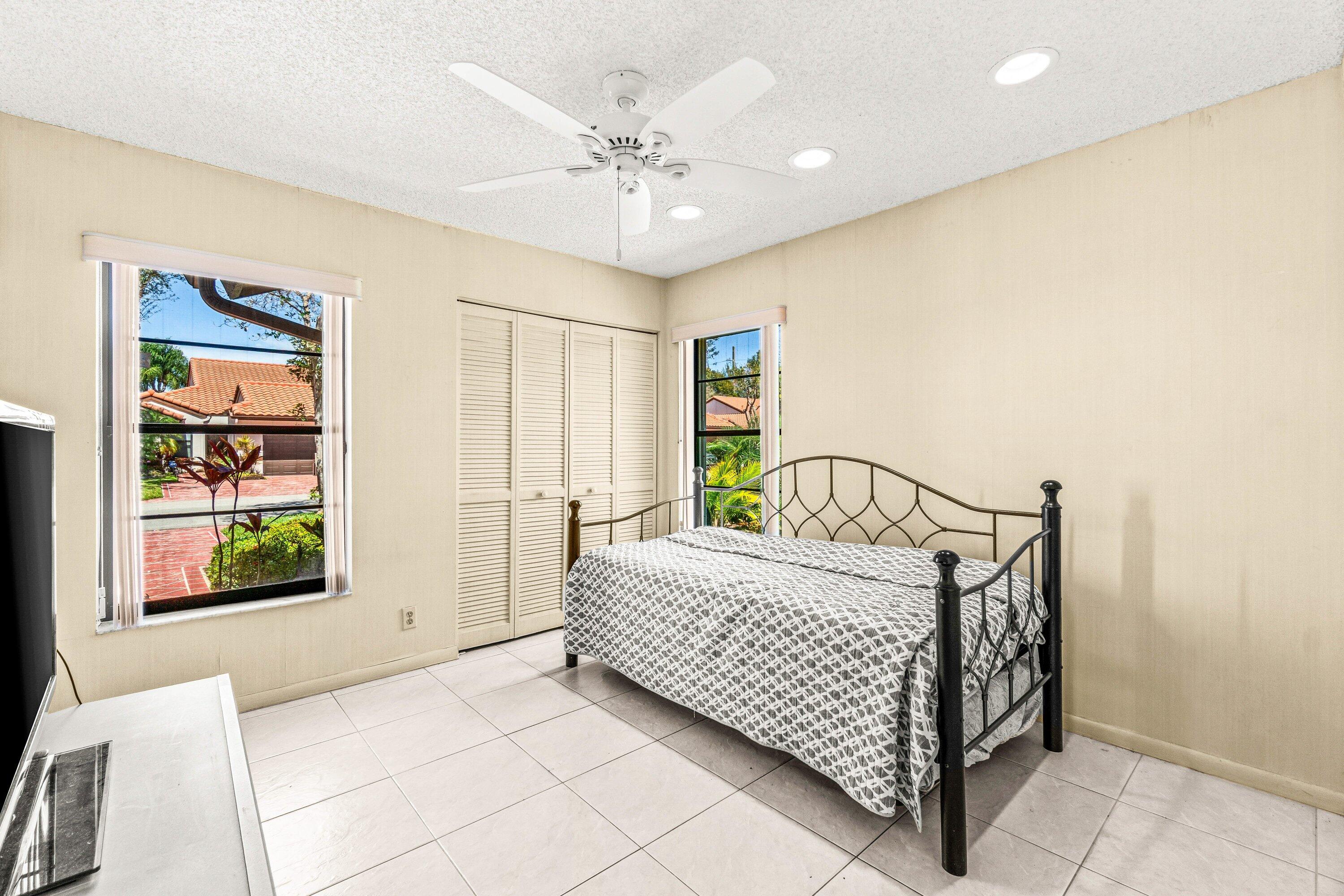6041 Kings Gate Circle