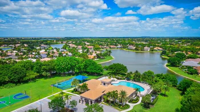 21305 Rock Ridge Dr
