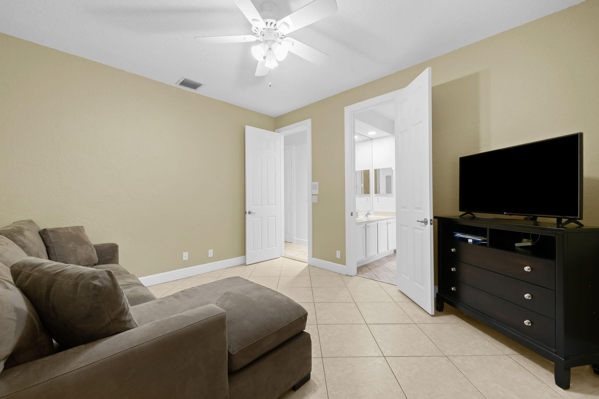 21305 Rock Ridge Dr