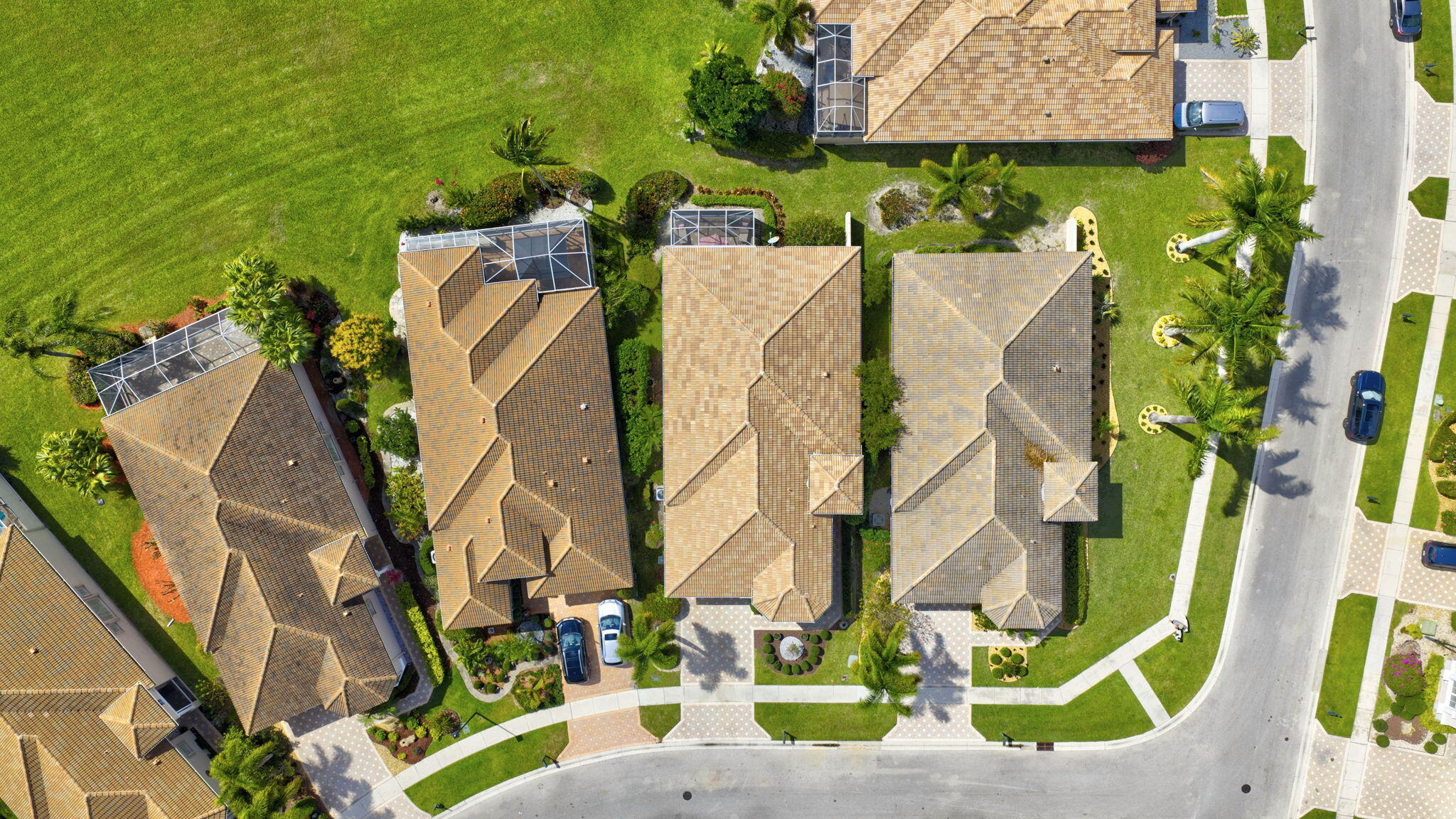 6787 Fairway Lakes Dr