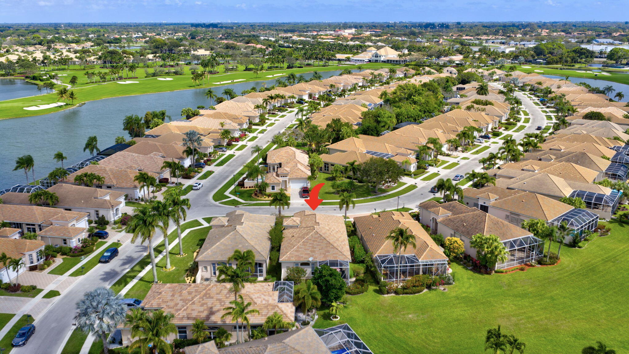 6787 Fairway Lakes Dr