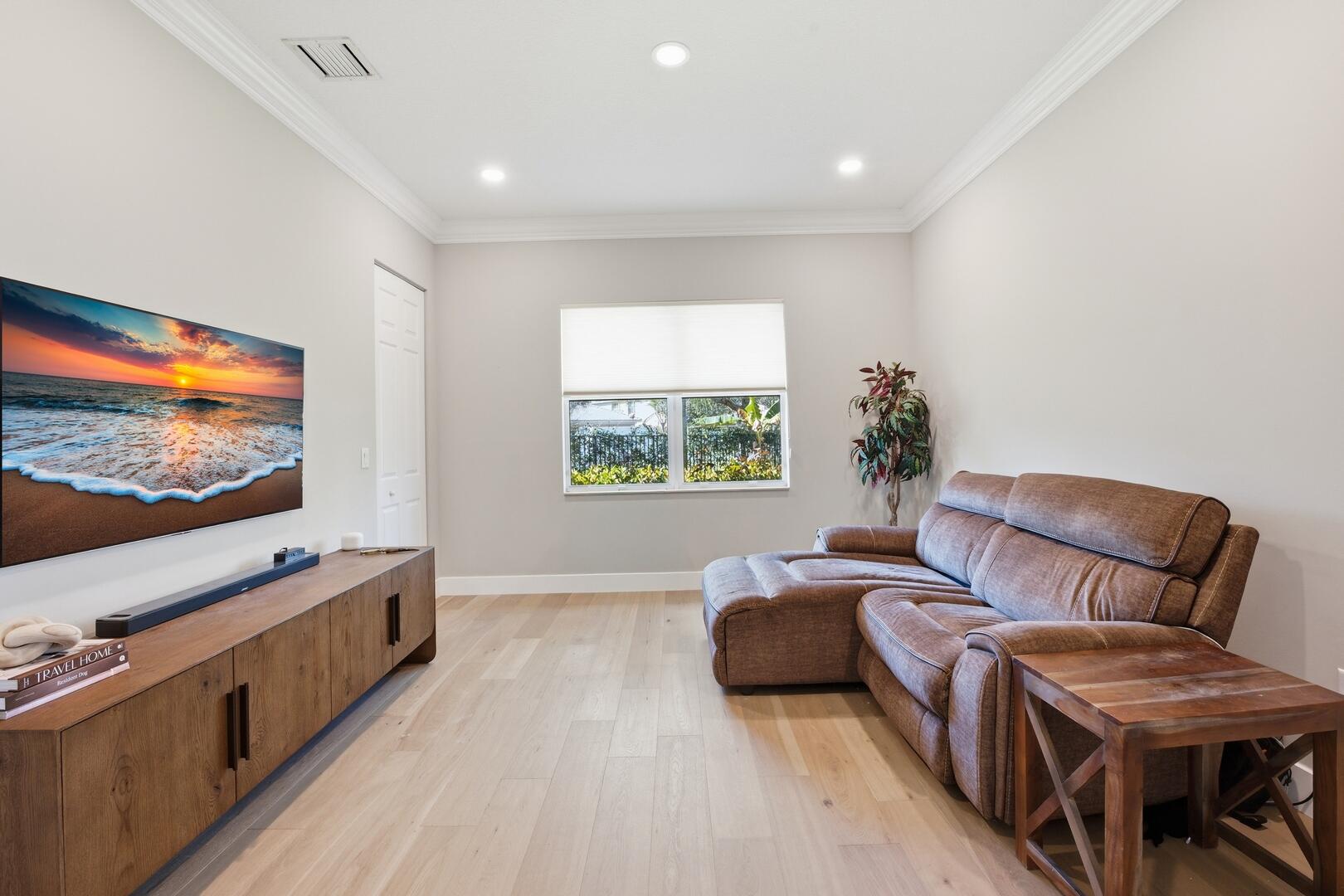 11912 Fox Hill Circle