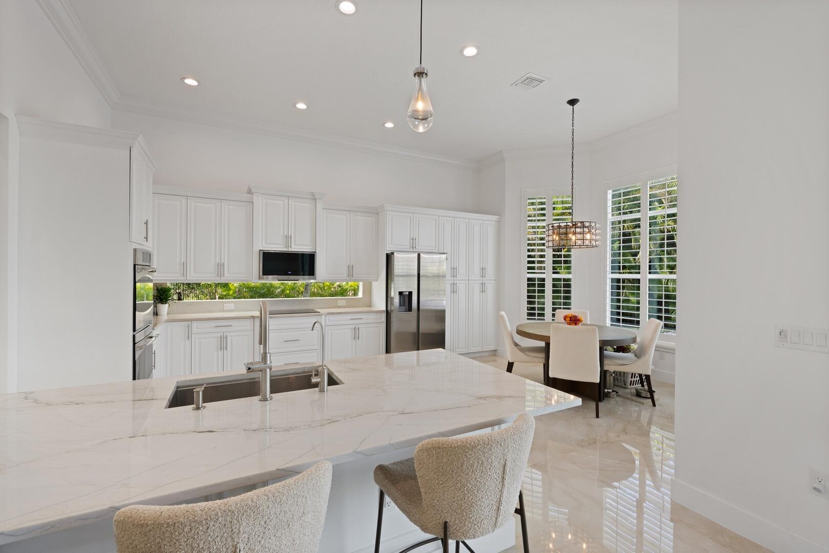 11912 Fox Hill Circle