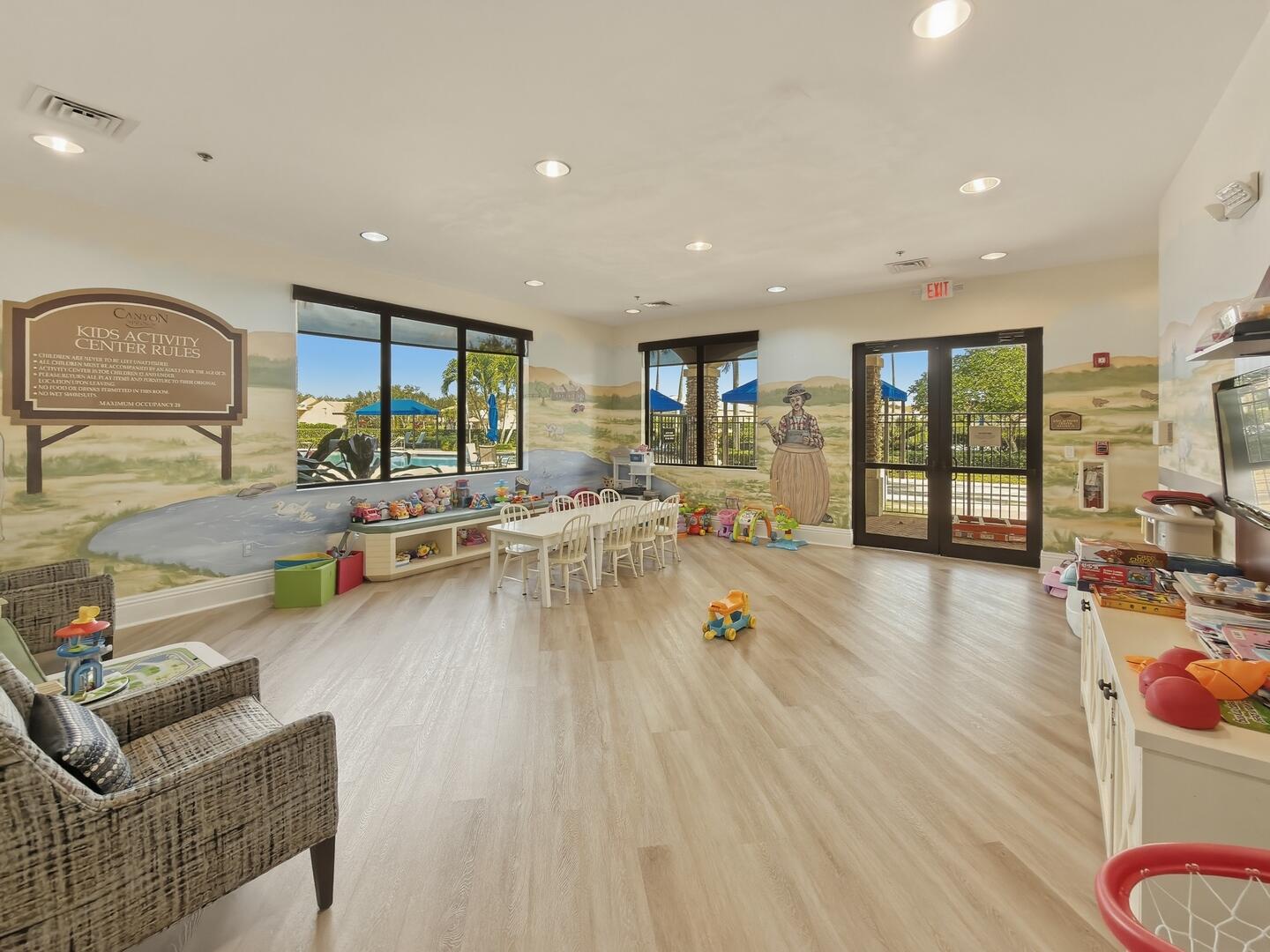 11912 Fox Hill Circle