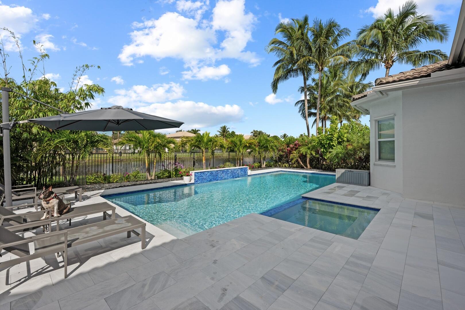 11912 Fox Hill Circle
