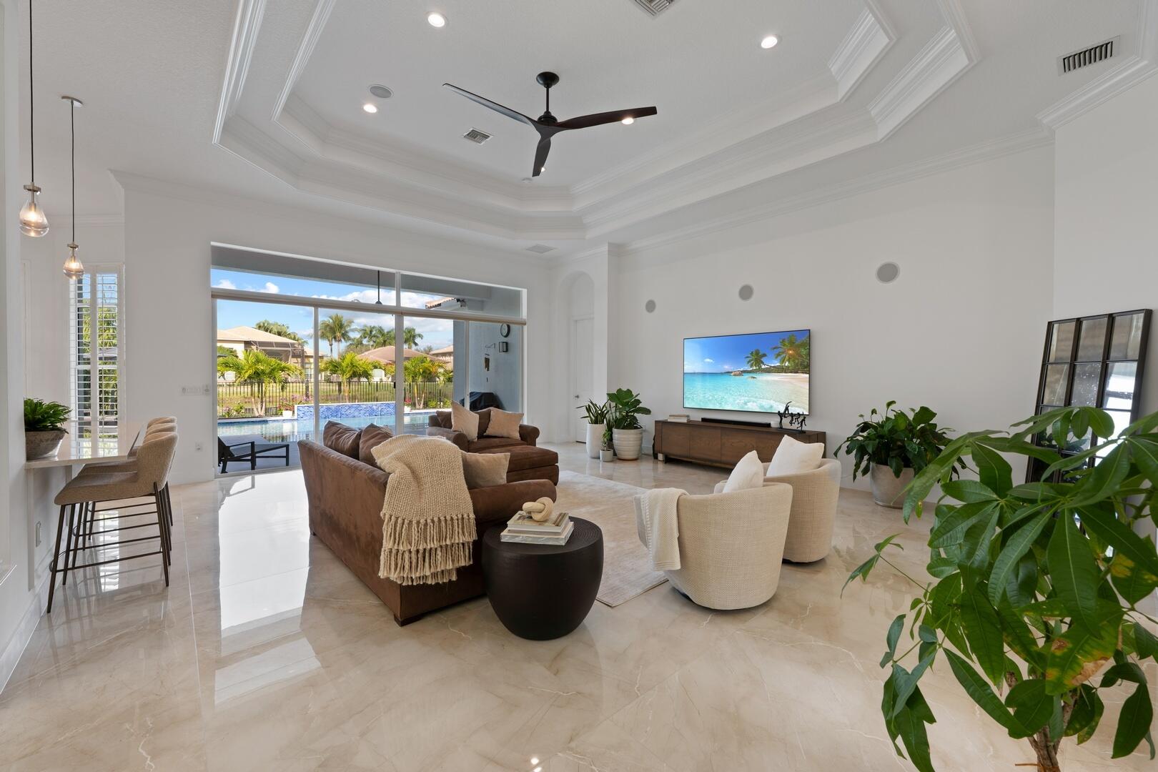 11912 Fox Hill Circle