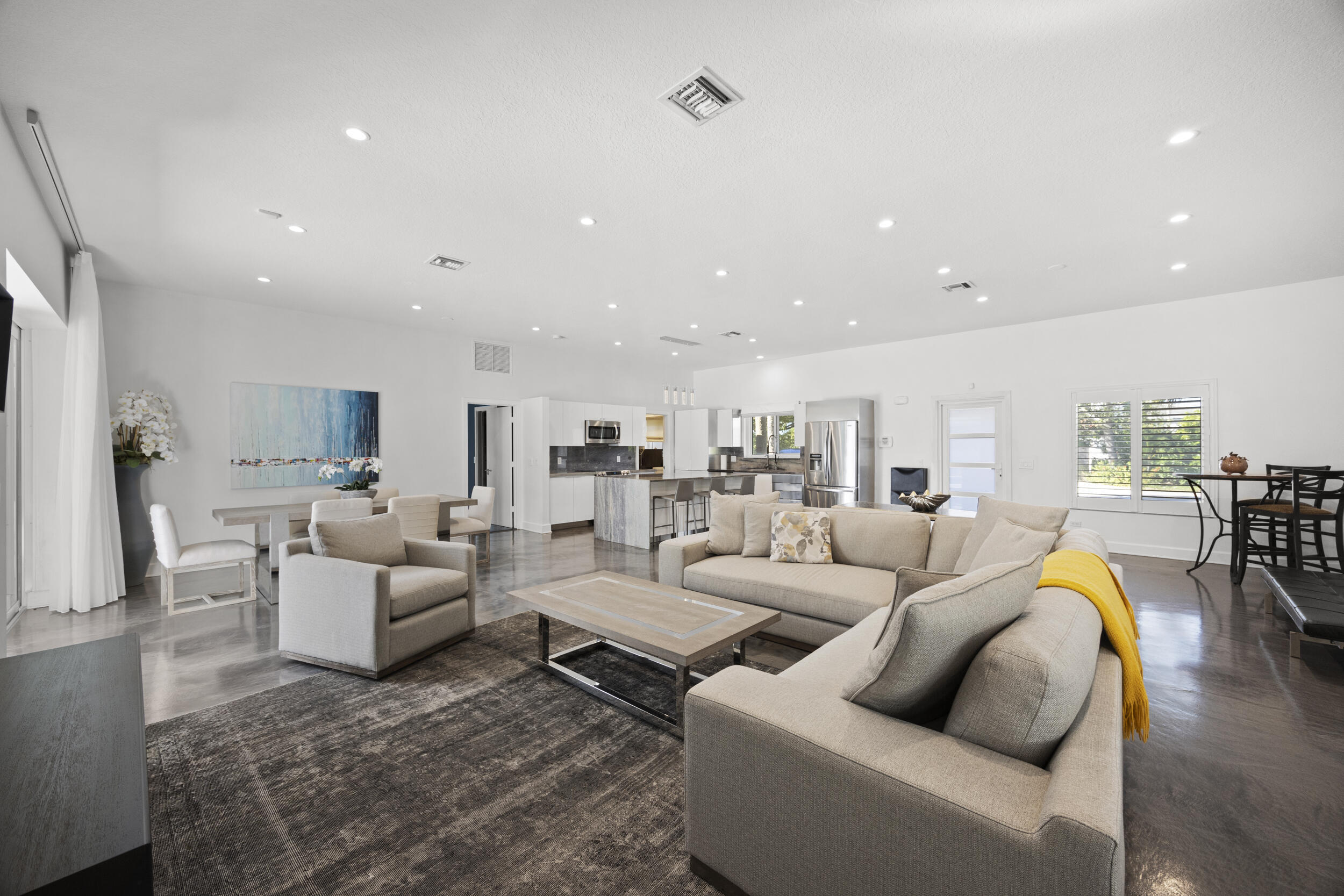 930 NW 4th Court